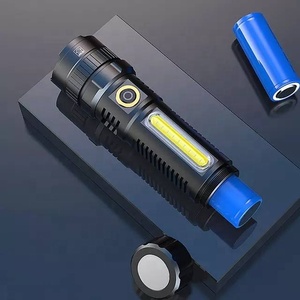 مصباح يدوي LED مقاوم للماء IP65 من نوع USB-C للمغامرات الخارجية، مع تقنية XHP70 وتكبير تلسكوبي، مصنوع من سبائك الألومنيوم، قابل لإعادة الشحن، بقوة +1000 شمعة - Product Image 4