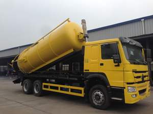 Camions d'aspiration des eaux usées Howo 6x4 4x2 12000 <span class=keywords><strong>litres</strong></span> <span class=keywords><strong>10000</strong></span> L Camion de nettoyage des fosses septiques - Product Image 5