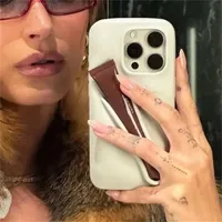 Étui de téléphone en silicone 3D pour iPhone 16 15 14 13 Pro Max, motif brillant à lèvres, rouge à lèvres, baume à lèvres, maquillage, support de gloss, coque de protection arrière