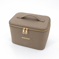 Sac de toilette de voyage en cuir PU de luxe à grande capacité avec logo personnalisé, fermeture éclair, sac à maquillage portable, étui de rangement pour cosmétiques
