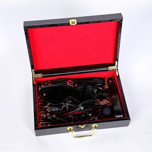 Kit de Bondage <span class=keywords><strong>BDSM</strong></span> en Cuir avec Pagaie de Fustigation, Ensemble de 7 Pièces pour Jeu Sexuel et Jeu de Rôle, Jouets Sexuels SM pour Hommes et Couples - Product Image 1