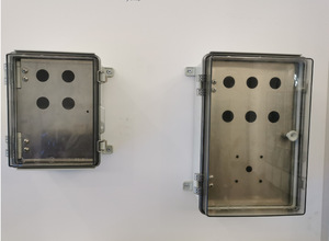 กล่องรวมสายไฟฟ้ากันน้ำ PC IP66 พร้อมฝาครอบใส ตัวล็อคสแตนเลส 304 สำหรับใช้งานในอุตสาหกรรม - Product Image 4