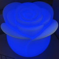 Lumières LED scintillantes en forme de rose, étanches IP65, à changement de couleur, décoration de Noël pour villa, jardin, éclairage paysager