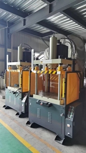 Phone Case Trimming Hydraulic Press with <strong>Servo</strong> <strong>System</strong> - Product Image 3
