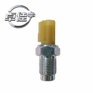 เซ็นเซอร์วัดแรงดันน้ำมัน ZJ-20-039 แบบเกลียวติดตั้งด้วยเทคโนโลยี Piezoresistive สำหรับใช้ในยานยนต์ - Product Image 1