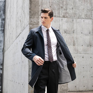 Top qualité Offre Spéciale hommes long <span class=keywords><strong>trench</strong></span>-coat marine foncé simple boutonnage centre évent veste imperméable long manteau pour hommes pourrait personnalisé - Product Image 2