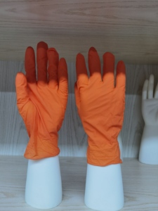 Gants en Nitrile Personnalisés Noirs et Oranges de 8 mil, Épais, Ultra-Résistants, sans <span class=keywords><strong>Latex</strong></span>, Texture Diamant pour Mécanique, Réparation Automobile et Usage Industriel - Product Image 2