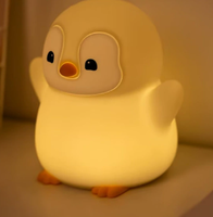 Veilleuse bébé pingouin