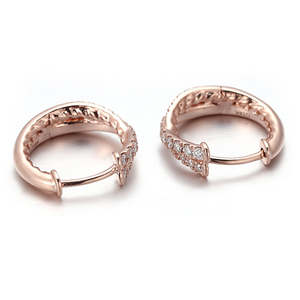 Pendientes de Aro de Plata con Baño de Oro Rosa y Diamantes, Exquisitos y de Alta Demanda, para Novias, Ocasiones Especiales y Uso Diario, con Certificación IGI - Product Image 2