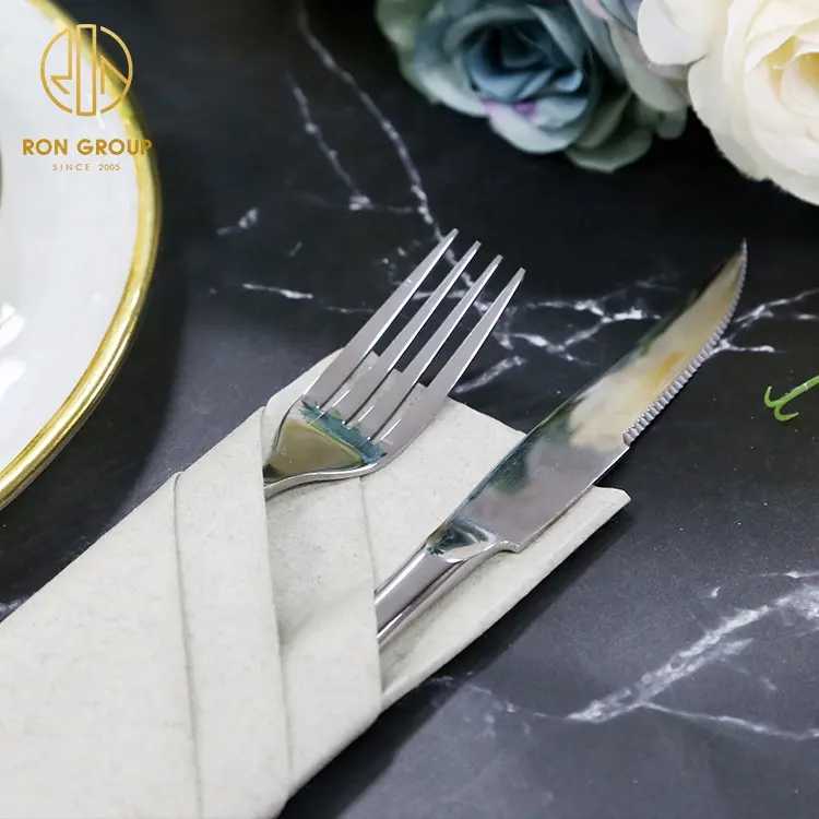 Wholesale kitchen 4pcs silverware manufacturer fork and spoon gold flatware set stainless steel cutlery