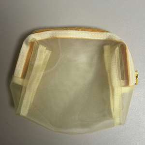 Bolsa de Cosméticos Transparente Impermeable con Cierre para Viaje, Playa y Aseo, Personalizable en Color - Product Image 3