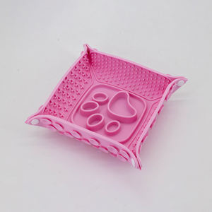 Alfombrilla de entrenamiento 2 en 1 para lamer con orificios para tratar el entrenamiento basado en recompensas - Product Image 6