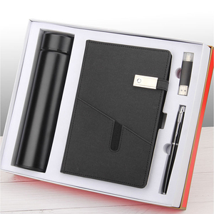 Coffret cadeau de carnets de notes d'affaires A5 avec logo personnalisé Livrets à couverture rigide en cuir avec classeur à anneaux et coutures en selle verrouillées - Product Image 5