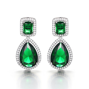 Eleganti Orecchini Pendenti a Goccia Verdi per Donne, Forma a Pera con Pietre Scintillanti, Gioielli da Sera e da Sposa, Vendita all'Ingrosso - Product Image 3