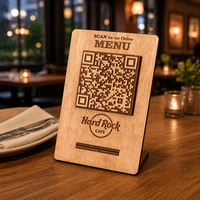 Support de menu en bois personnalisé avec code QR et NFC pour restaurant, café, bar – Présentoir de table pour commande sans contact – Personnalisation de la marque