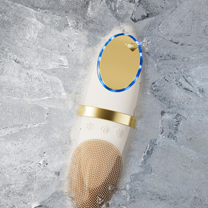 New Silicone Face Brush Hot Cold Facial Cleansing Exfoliating Deep Clean Tools Waterproof Electric Cleansing Brush - Product Image 2