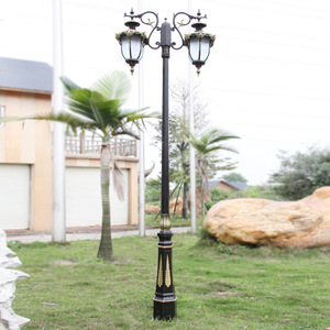 Lampadaire de jardin extérieur à double tête en laiton avec abat-jour en verre, lumière blanc chaud 2700K, IP66, détecteur de mouvement, alimenté par énergie solaire, AC 220V - Product Image 6