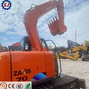 Mini-excavatrice Hitachi ZX70 d'occasion, 7 tonnes, design compact pour la construction urbaine et les accès restreints, modèles ZX35U et ZX55U - Product Image 3
