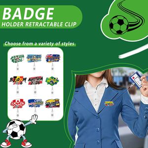 Neueste Fußball-Weltmeisterschaft 2026 Nationalflaggen-Acryl-Glitzer Ausziehbarer Ausweishalter mit Krokodilklemme für Fußballfans - Product Image 4