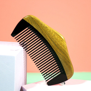 Peine para el cabello de sándalo verde con cuerno de buey, 10-15 cm, para mujeres, niños y adultos, material herbal, para todo tipo de cabello - Product Image 1