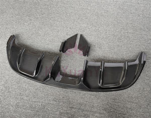 Separador de difusor trasero de fibra de carbono para <span class=keywords><strong>Jaguar</strong></span> <span class=keywords><strong>F</strong></span> Tipo 2 puertas 2015-2019 <span class=keywords><strong>Kit</strong></span> de cuerpo de puerto de escape medio - Product Image 3