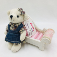 Porte-clés ours couple personnalisé en usine avec tenue, animal en peluche, pendentif mascotte douce OEM, jouet en peluche doux et câlin