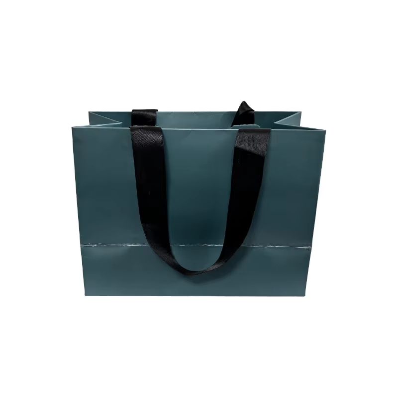 Good Quality Retail Packaging Customized Paper Bag Paper Box Printed Bag Packaging Paper Bags with Handles