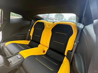 Modification et amélioration personnalisées de l'intérieur, housses de siège de luxe sur mesure, adaptées au modèle Camaro Bumblebee