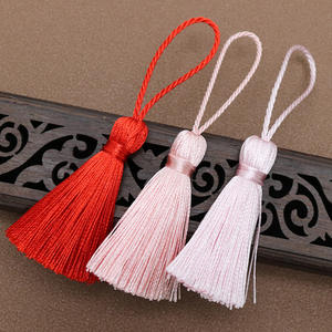 Pendentifs et breloques de mode faits main DIY en polyester lisse anti-plis de 5 cm avec pompon pour lanière, autres petits lanières - Product Image 2