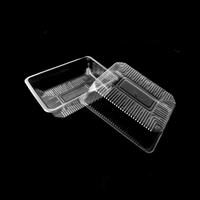 Boîte en plastique transparente carrée personnalisée en PET avec charnière haute pour sushis et sandwichs