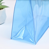 Sac cosmétique triangulaire tendance en PVC transparent, pochette de maquillage portable pour femmes, idéal pour les voyages, directement de l'usine