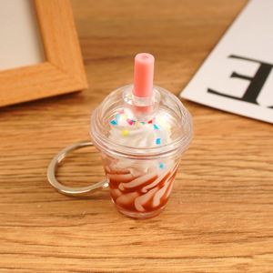 Lindo llavero de simulación de sundae, colgante de helado realista, juguete creativo con forma de comida para decoración de bolsos, estilo máquina de garras - Product Image 6