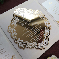 Folio d'invitations de mariage de pli de porte de velours de couverture rigide de couleur crème de luxe pour le mariage avec la carte acrylique faite sur commande