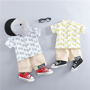 Importations de vêtements américains : Ensemble de sport pour garçons, pantalon push-up et t-shirt en bambou avec appliqué pour enfants - Product Image 6