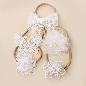 طفل صغير بزهور من الدانتيل الأبيض-مجموعة ملابس الرأس للأطفال-ربطة رأس نايلون مطرزة للفتيات والأطفال - Product Image 2