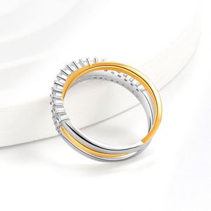 Anillo Entrelazado de Tres Aros Plateado con Incrustaciones de Diamantes para Mujer, Anillos de Zirconia Separados, Anillos de Capas para el Dedo Medio, Joyería Fina - Product Image 4