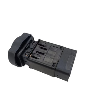 Renault Duster Warning Light <b>Switch</b> 8200602232 Hazard Signal Emergency <b>Push</b> <b>Button</b> Plastic Auto <b>Switch</b> - Product Image 2