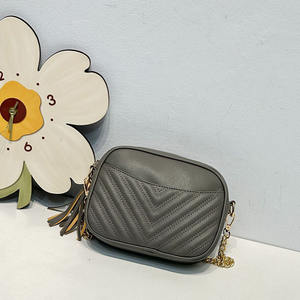 Venta al por Mayor Directa de Fábrica, Bolsos de Mujer con Cadena, Bolso de Hombro Pequeño para Mujer, Nueva Tendencia de Moda, Bolso Cuadrado Pequeño Informal para Mujer - Product Image 3