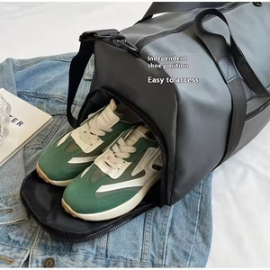 กระเป๋าเดินทางกีฬาออกกำลังกายแบบกันน้ำ น้ำหนักเบา ดีไซน์สำหรับผู้หญิงและผู้ชาย พร้อมโลโก้สั่งทำพิเศษสำหรับวันหยุดสุดสัปดาห์ - Product Image 4