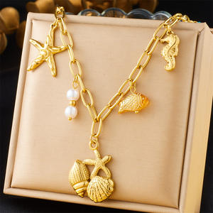 Elegante Collar de Acero Inoxidable Chapado en Oro con Múltiples Elementos, Cadena para Suéter, Colgante en Espiral con Corazón, Cristal, Mariposa y Flor - Product Image 2