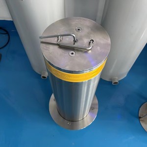 중국산 고정식 유압 자동 교통 볼라드 보안 충돌 방지 주차용 이동식 볼라드 (잠금장치 포함) - Product Image 4