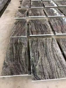 Dalles de pavés de terrasse extérieure en granit noir ondulé argenté naturel avec des veines blanches, finition sablée et flammée - Product Image 5
