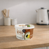 Soupe de gâteaux de riz coréens de qualité supérieure, Tteokguk, préparation à l'eau chaude, prête en trois minutes