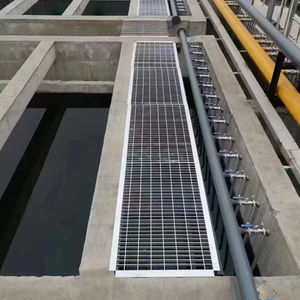 Couvercle <span class=keywords><strong>de</strong></span> tranchée en acier galvanisé Grille d'égouttage en treillis Grille <span class=keywords><strong>de</strong></span> drainage pour gouttières d'eau <span class=keywords><strong>de</strong></span> <span class=keywords><strong>pluie</strong></span> Goulet <span class=keywords><strong>de</strong></span> drainage pour matériaux <span class=keywords><strong>de</strong></span> construction en métal - Product Image 4