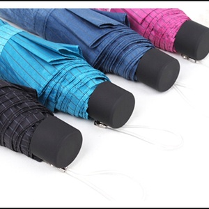 Parapluie Droit Manuel Mini Rose Noir en Métal, Vente en Gros à Prix Usine, Cadeaux d'Affaires Modernes - Product Image 5