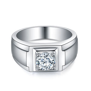 Toptan <span class=keywords><strong>Lot</strong></span> özel erkek 925 gümüş katı takı 1.0ct erkekler Moissanite pırlanta yüzük - Product Image 1