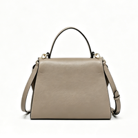 Sacs à main trapézoïdaux à rabat avec fermeture à clé de haute qualité personnalisés avec des bretelles, sacs à main de luxe à la mode, sacs en cuir pour femmes