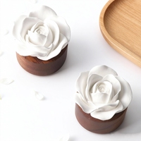 Diffuseur d'huiles essentielles en plâtre parfumé à la rose, en céramique et porcelaine, sur base bois, pour la maison, vente en gros