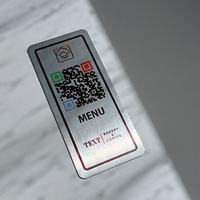 Plaque métallique personnalisée avec impression gravée, numéro de série, code QR, logo de l'entreprise, protection environnementale, forme personnalisée