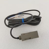 Capteur de Proximité E2E-X3B4-IL3 PNP 3mm M8 IO-Link en Stock Livraison Rapide pour l'Automatisation d'Usine PLC